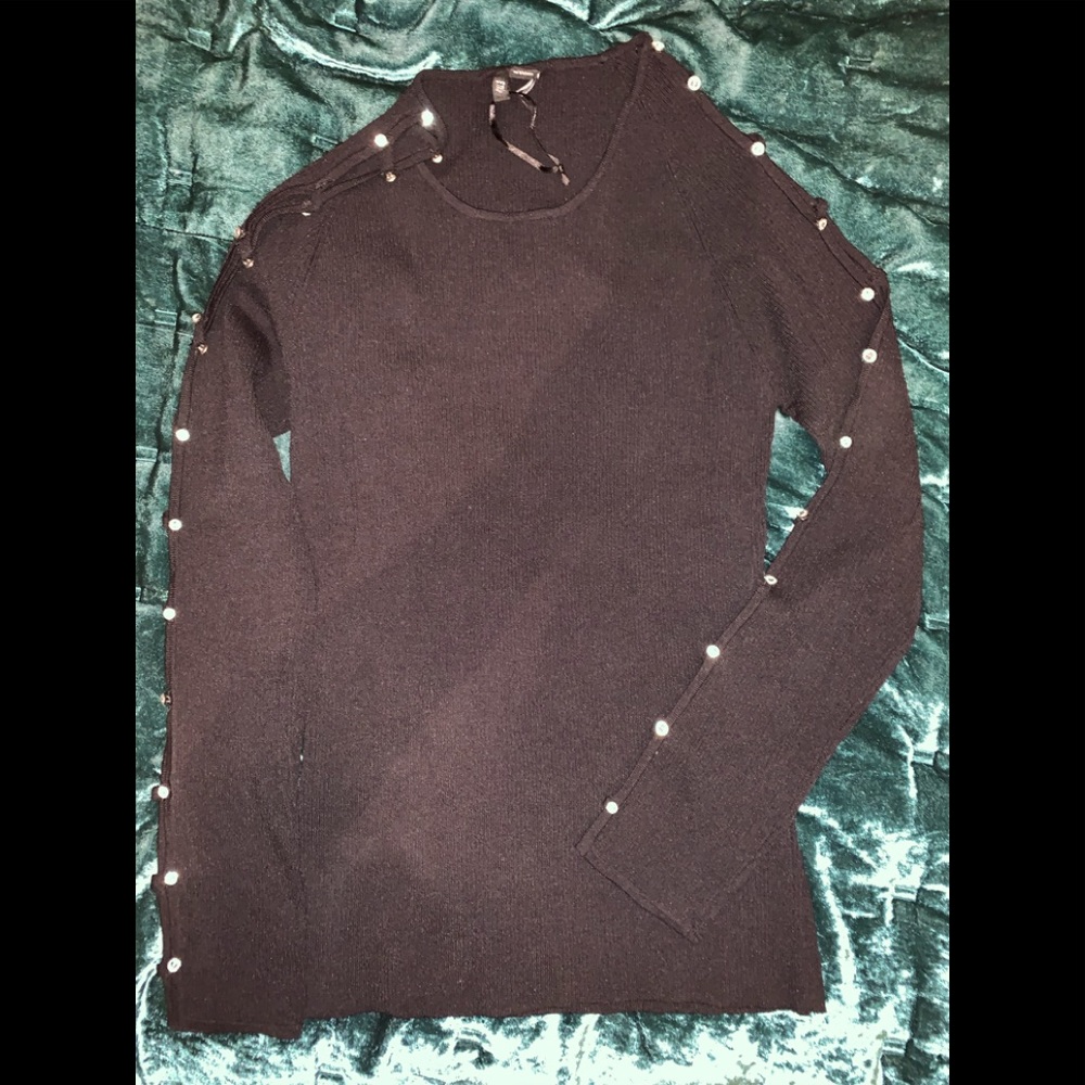 Black open sleeve rhinestone accent sweater